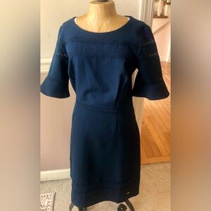TOMMY HILFIGER NEW Fit & Flare Navy Short Sleeve Midi Dress, lace detail. Sz 2